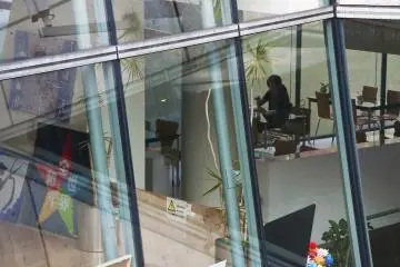 다른 관점에서 본 티룸