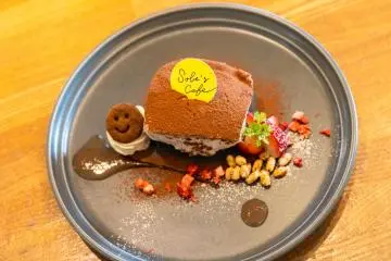 Tofu tiramisu