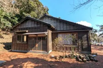 The former office of Oyamazumi Shrine is set to transform into accommodation from May 2025 (Photo: Sado Tourism Organization)