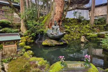 Eiheiji Daihonzan (Photo:  Verdant Green Gardens – Lukas Austin Amsden)