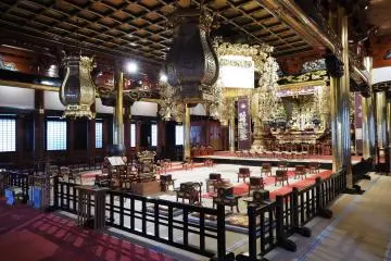 Kuon-ji's main hall