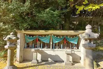Buddhas Outside Bairinji 