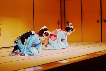 Performing Geishas