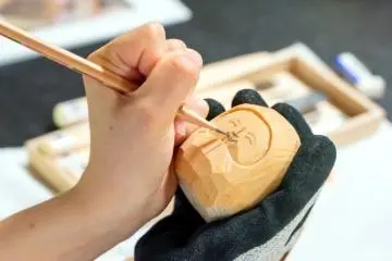 Buddhist statuette carving