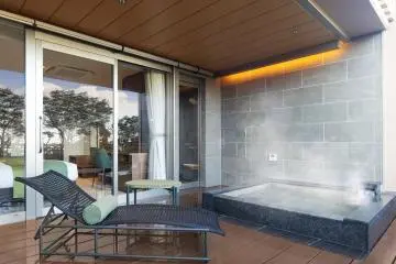 Superior Twin Room with sea breeze terrace