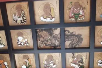<p>A painting in the ceiling of one of the entrance gates</p>