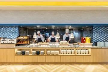 Live kitchen