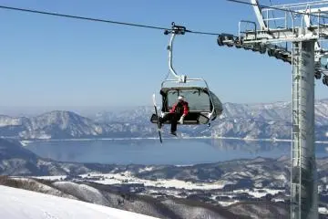 Lifting across the lake