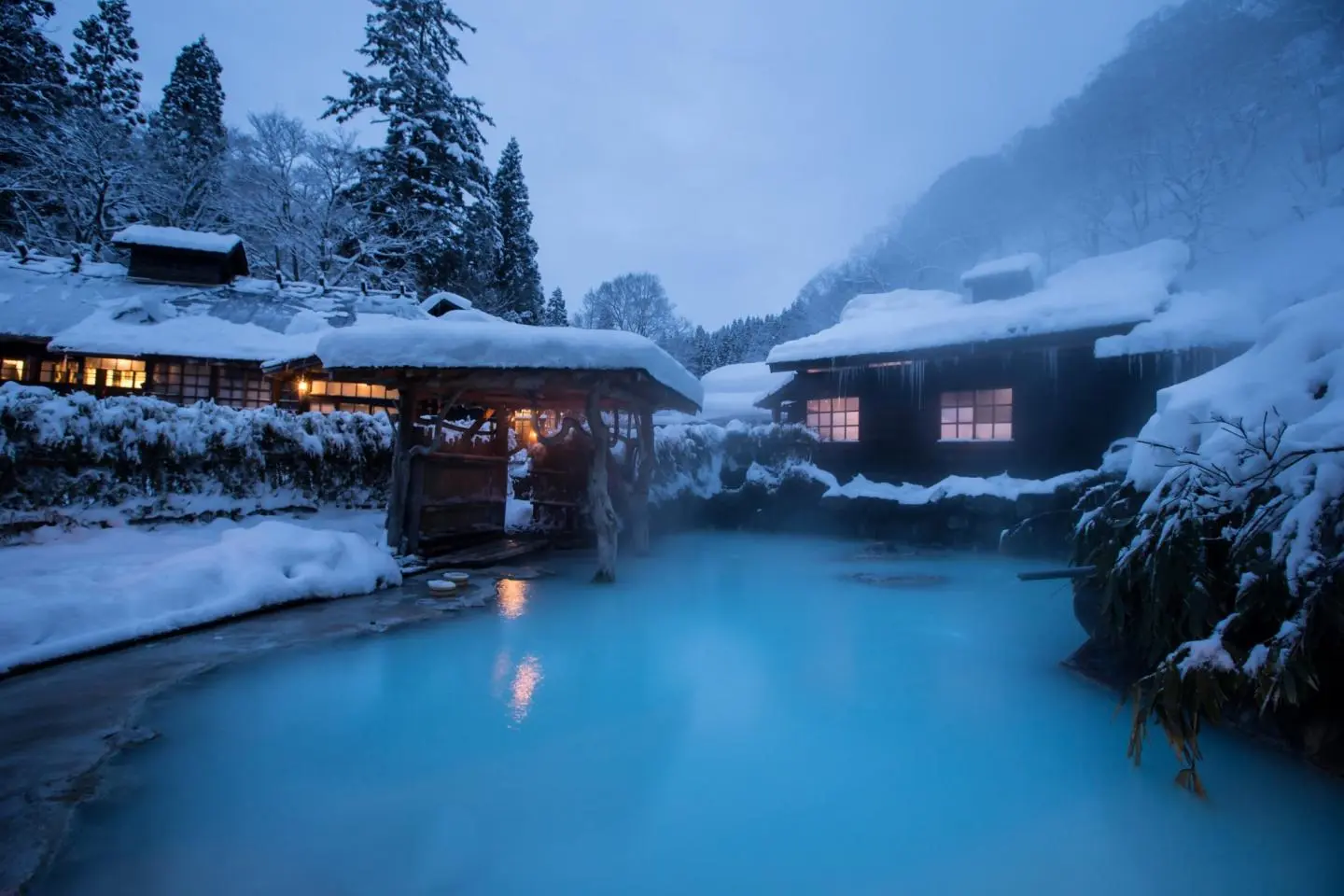 Tsurunoyu Open-Air Bath in Winter