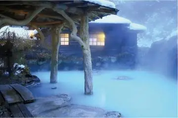 Tsurunoyu Onsen