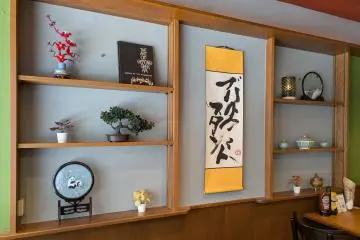 BRISK STAND Suidobashi interior