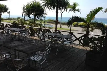 <p>There's about a dozen seats on the wooden deck that overlook the East China Sea</p>