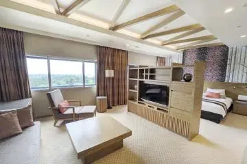 Suite room