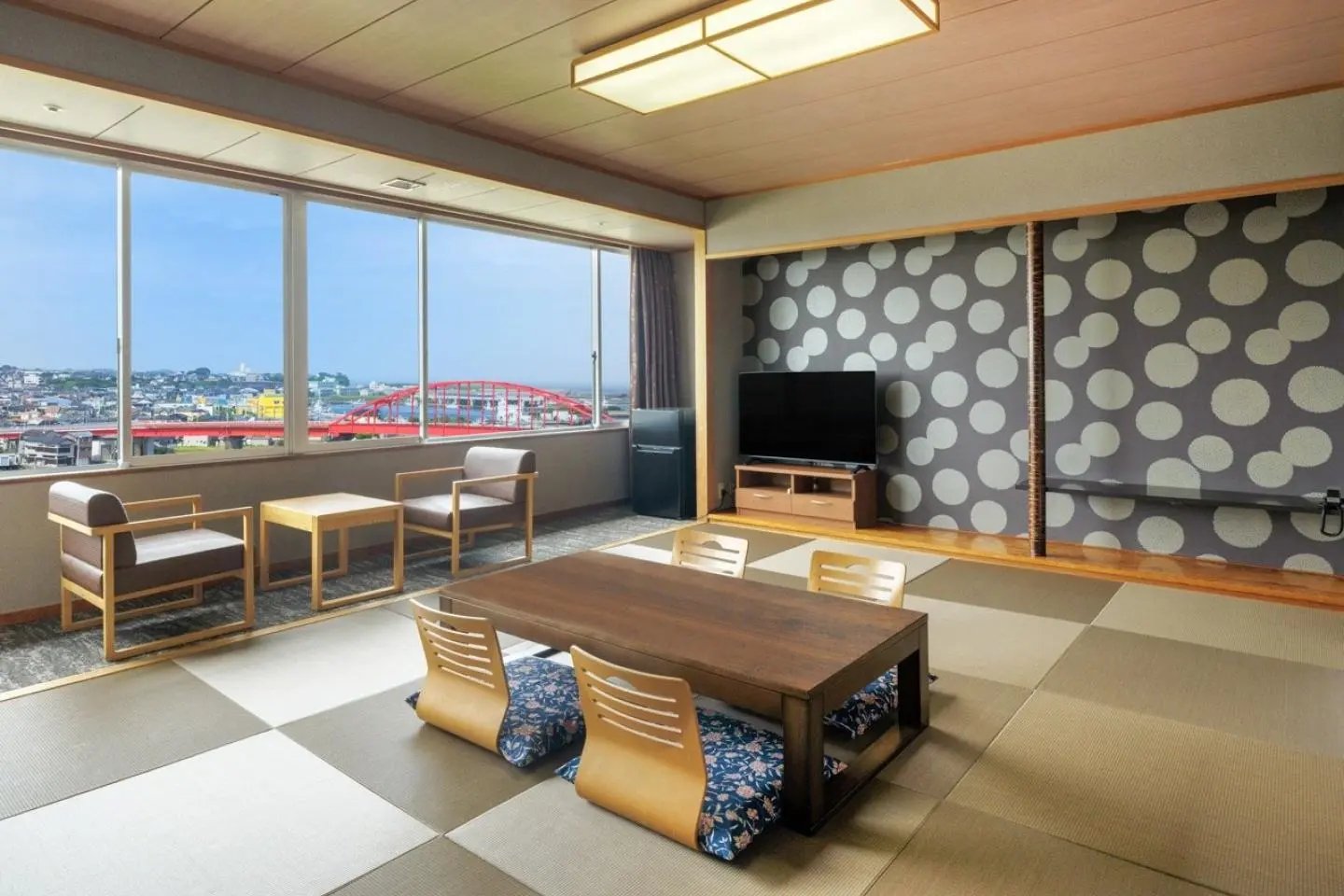 Japanese-style room