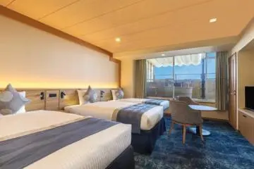 Deluxe triple room with open-air bath　