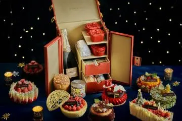 Lavish cakes and Christmas hampers