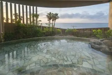 Female open-air bath