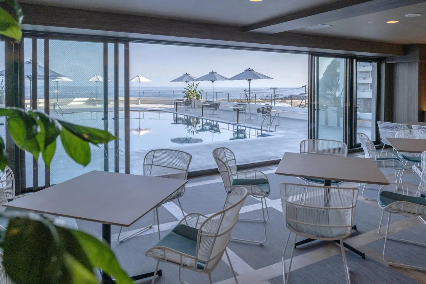 Reef Break Cafe