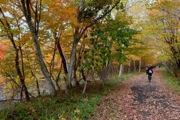 Safe and easy cycling in Chitose towards Lake Shikotsu