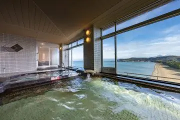 Male big-bath onsen in the sixth floor