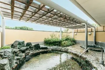 Male open-air bath