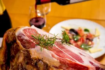 Tazawako Pasture Pork Raw Ham Plate