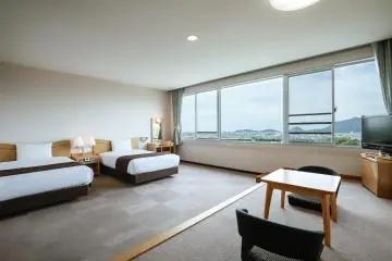 Kamenoi Hotel Kanonji's guest rooms