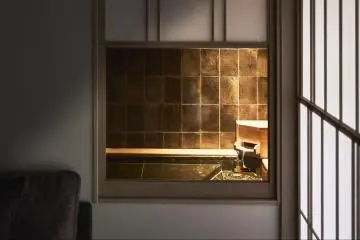 A window into your private onsen bath