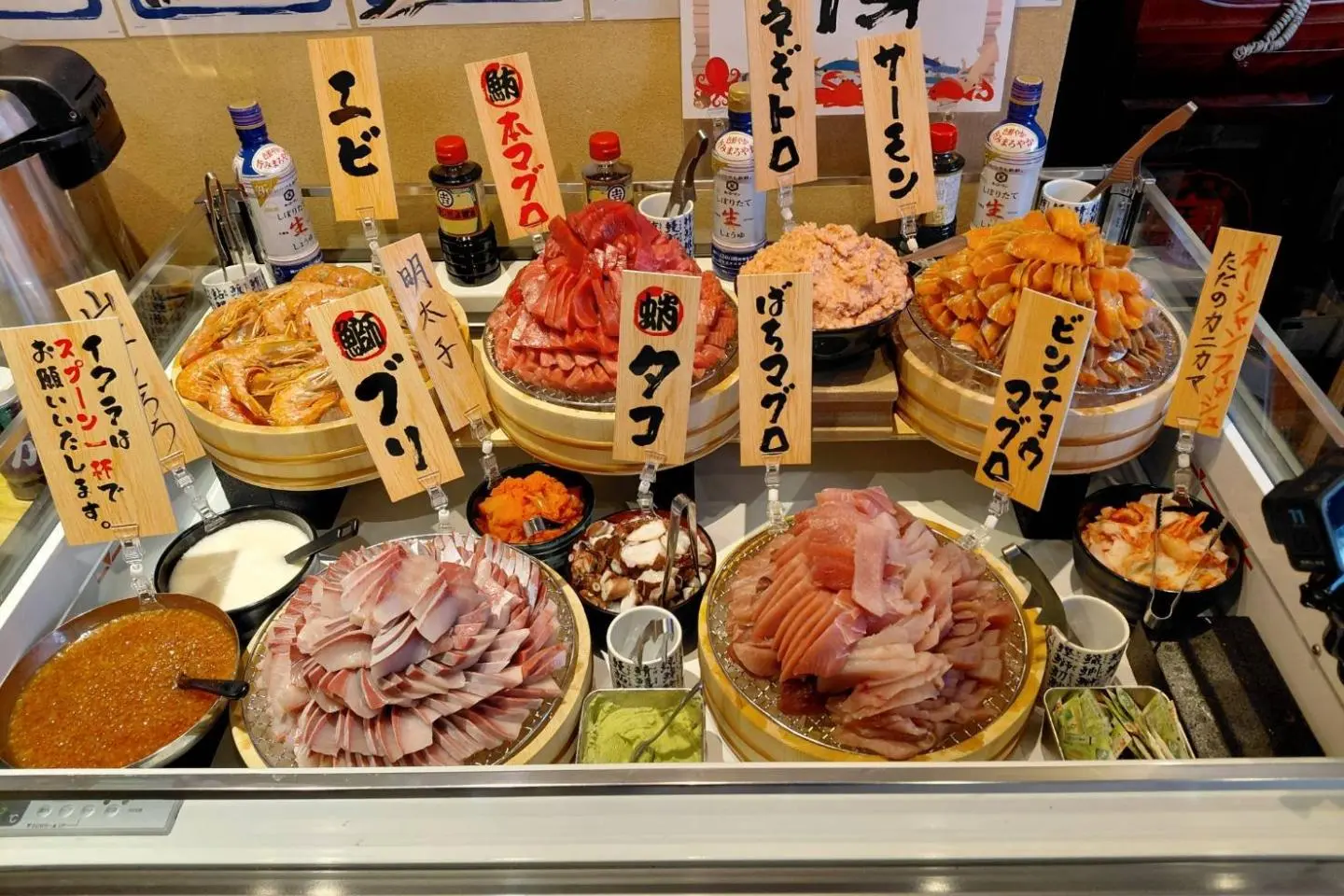 All-You-Can-Eat Sashimi and Bar Food at Majimeya Nanba