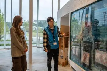 Maria visite le Musée mémorial du tsunami du 11 mars 2001 (Leslie Taylor)