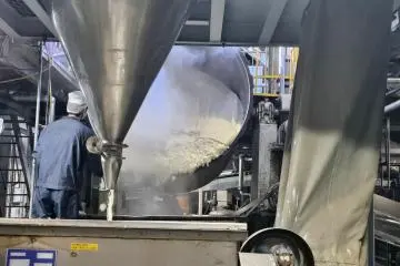 Combining glutinous rice and rice koji