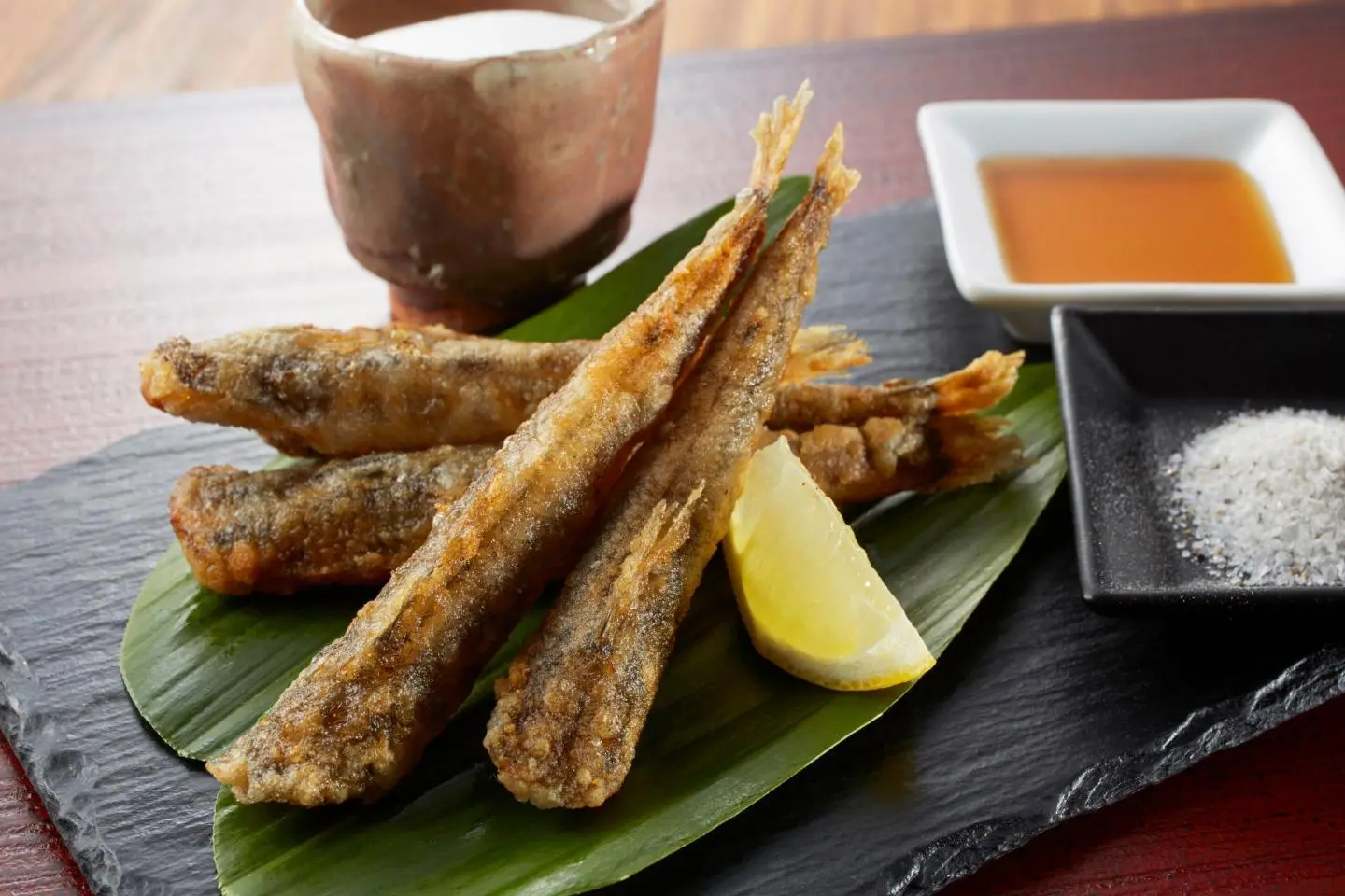 Tempura de mehikari au saké (Shutterstock : funny face) (Photo: funny face / Shutterstock.com)