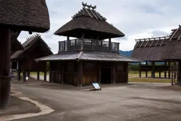 <p>Market Turret at Kuratoichi: This building is the administration office for the market.</p>