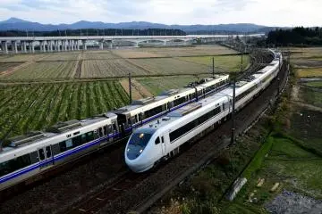 Japan Train & Bus Travel Guide (2026): Shinkansen, Tickets & Routes ...