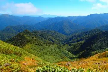 Looking down the valley (Photo: Matthew Shewchuk)