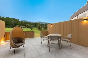 Kids Terrace Room with a private bathroom
