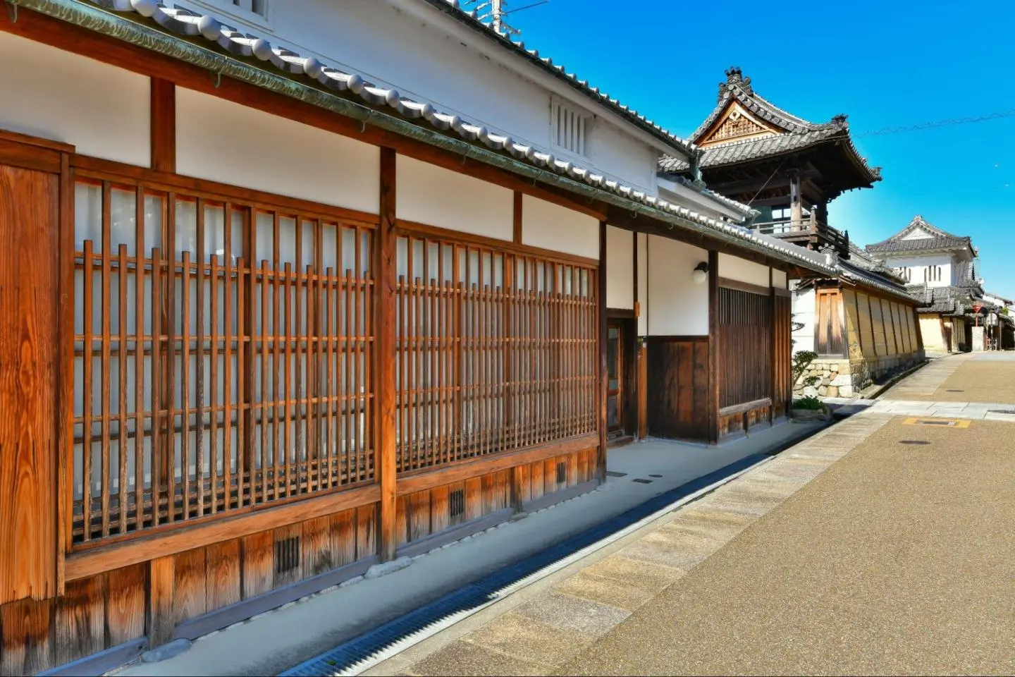Tondabayashi Jinaimachi