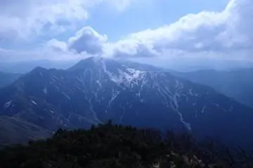 เซนโนะคุระซันในระยะไกล