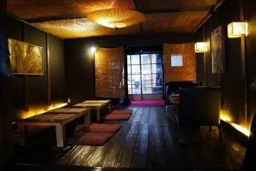 Chic yet calming interior of the Shishin Cafe (Photo: Shishin Cafe)