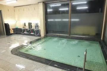 The communal onsen bath was perfect