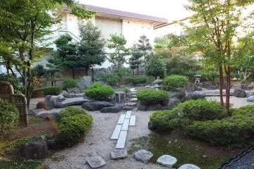 This Japanese garden was just outside my 1F window