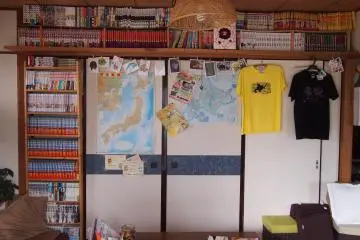 <p>Barisan manga juga tersedia untuk bacaan ringan</p>