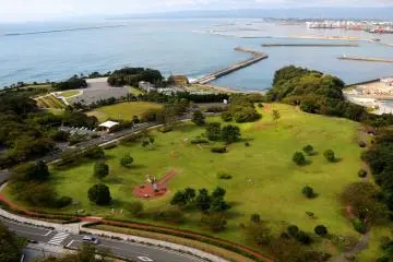 The park is a great place for a family to have a picnic.
