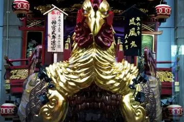 <p>โฮอุโออุุมารุหรือเรืองทรงนกฟินิกซ์&nbsp;(凤凰丸) นำเสนอโดยโออิ มาจิ(1846)</p>