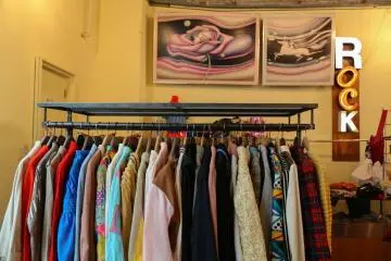 <p>Women's outerwear</p>