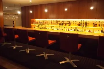 OTTO SETTE also has a classy wine bar. It is housed in RISONARE Yatsugatake, a wine resort, after all!