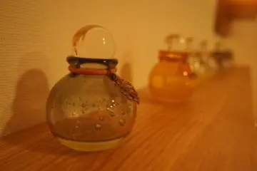 For my therapy, the therapist used rose and chamomile oils.