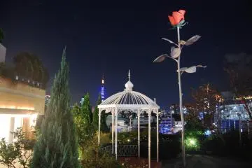 A side of the mini park in Roppongi Hills