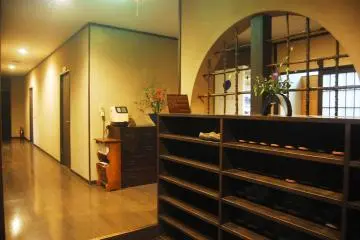 Gallery image