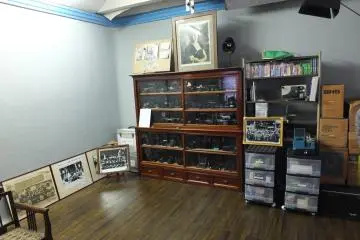 Gallery image